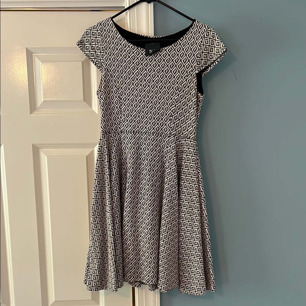 Maeve Black and White Geometric Pattern Dress